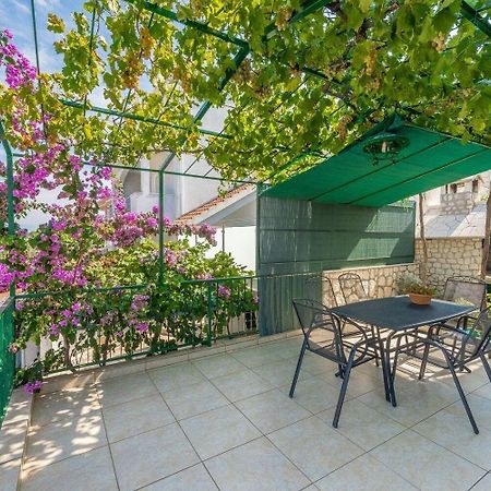 Apartment Bubi Trogir Luaran gambar